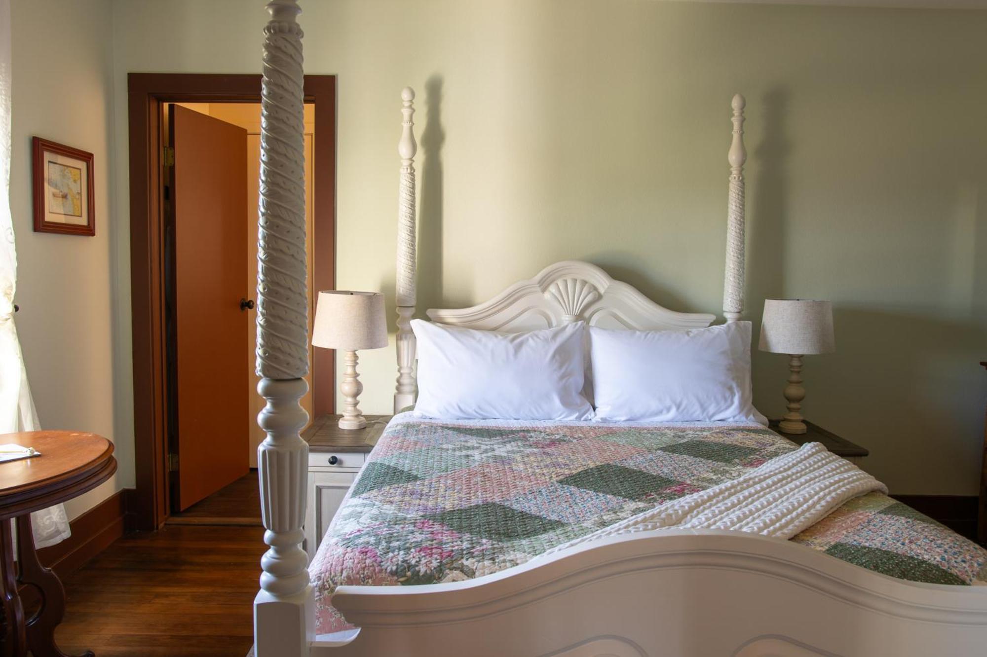 The Pearl Inn Bed And Breakfast Ilwaco Exterior foto