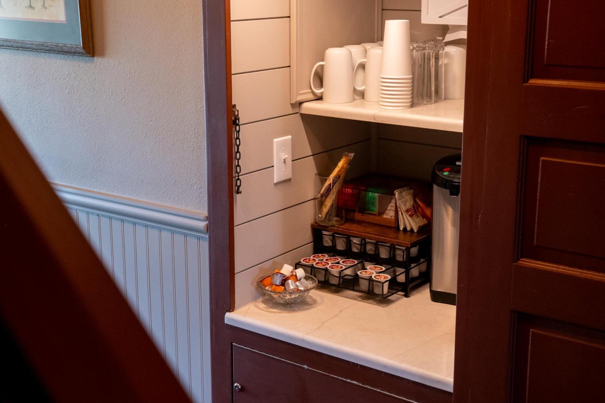 The Pearl Inn Bed And Breakfast Ilwaco Exterior foto