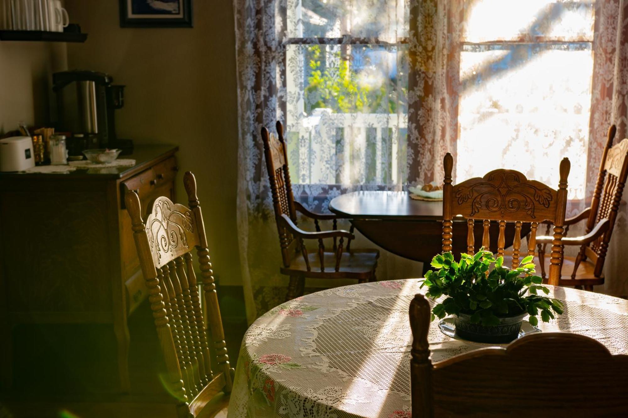 The Pearl Inn Bed And Breakfast Ilwaco Exterior foto