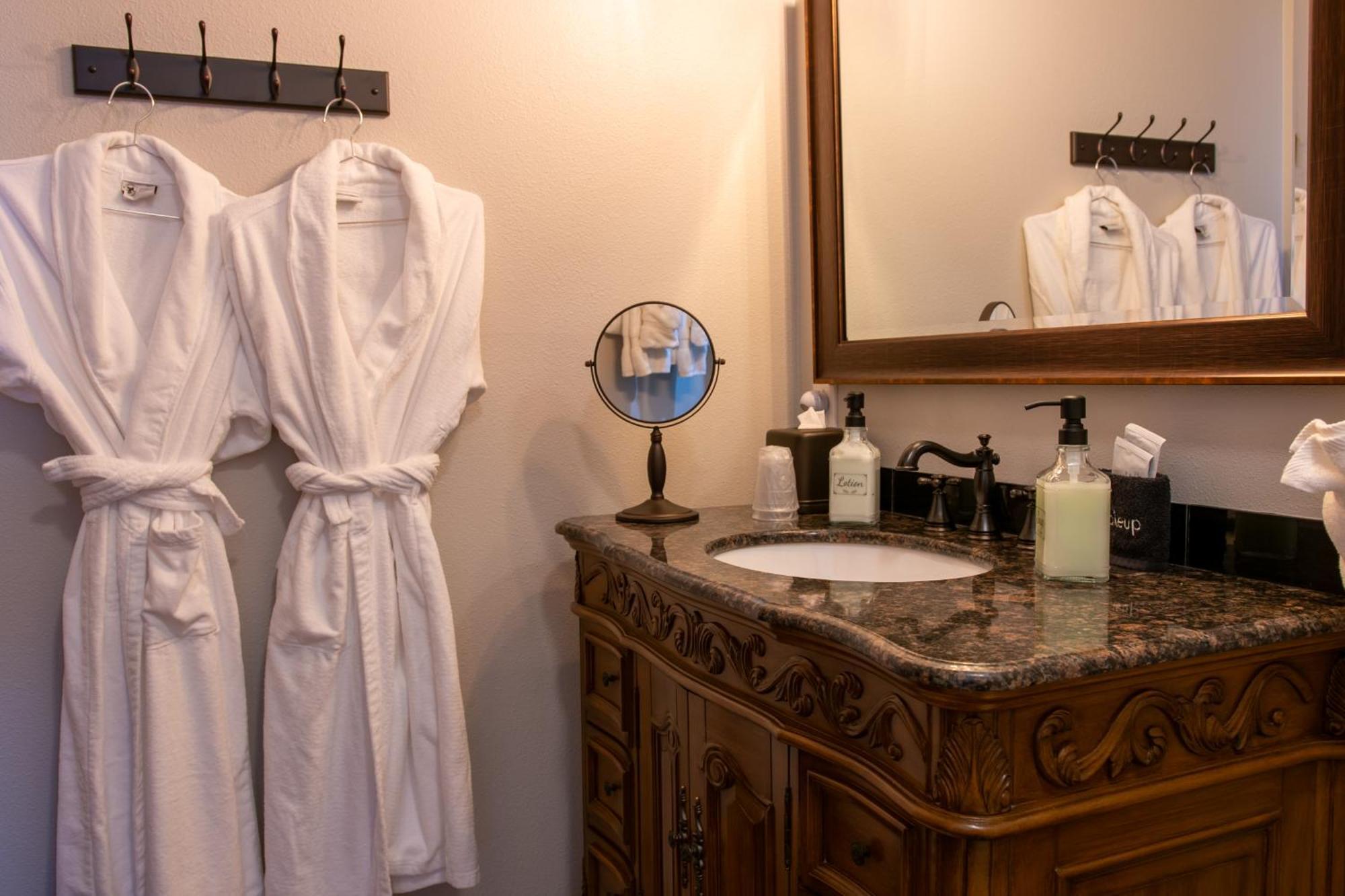 The Pearl Inn Bed And Breakfast Ilwaco Exterior foto